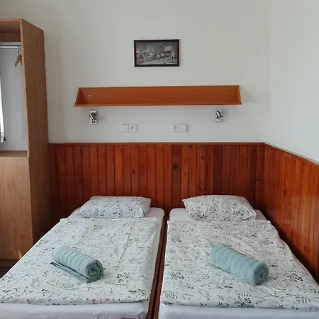 Zoja Krkonose 3*